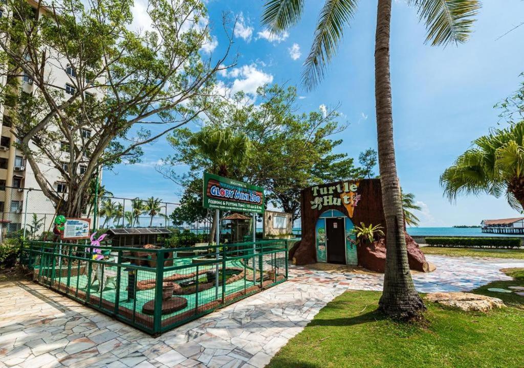 Glory Beach Private Resort 2Br Port Dickson Bagian luar foto